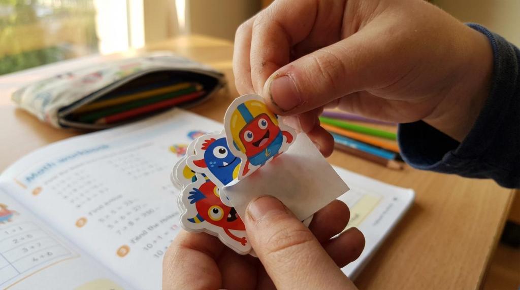 Merch som motivationsgave: Små belønninger der virker til lektier og læsning